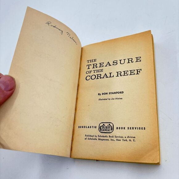 1966 TREASURE OF THE CORAL REEF Don Stanford 2st Printing Scholastic Scholastic - Picture 4 of 5